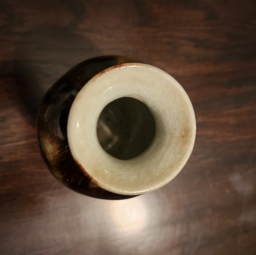 VTG 6” Maroon Black,Red/Green Tinted Ceramic Bud Vase - - Picture 9 of 12